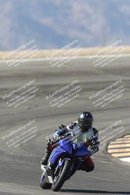 media/Oct-30-2025-Racers Edge (Thu) [[dabbdaf680]]/3-B Group/Session 2 (Bowl Exit)/